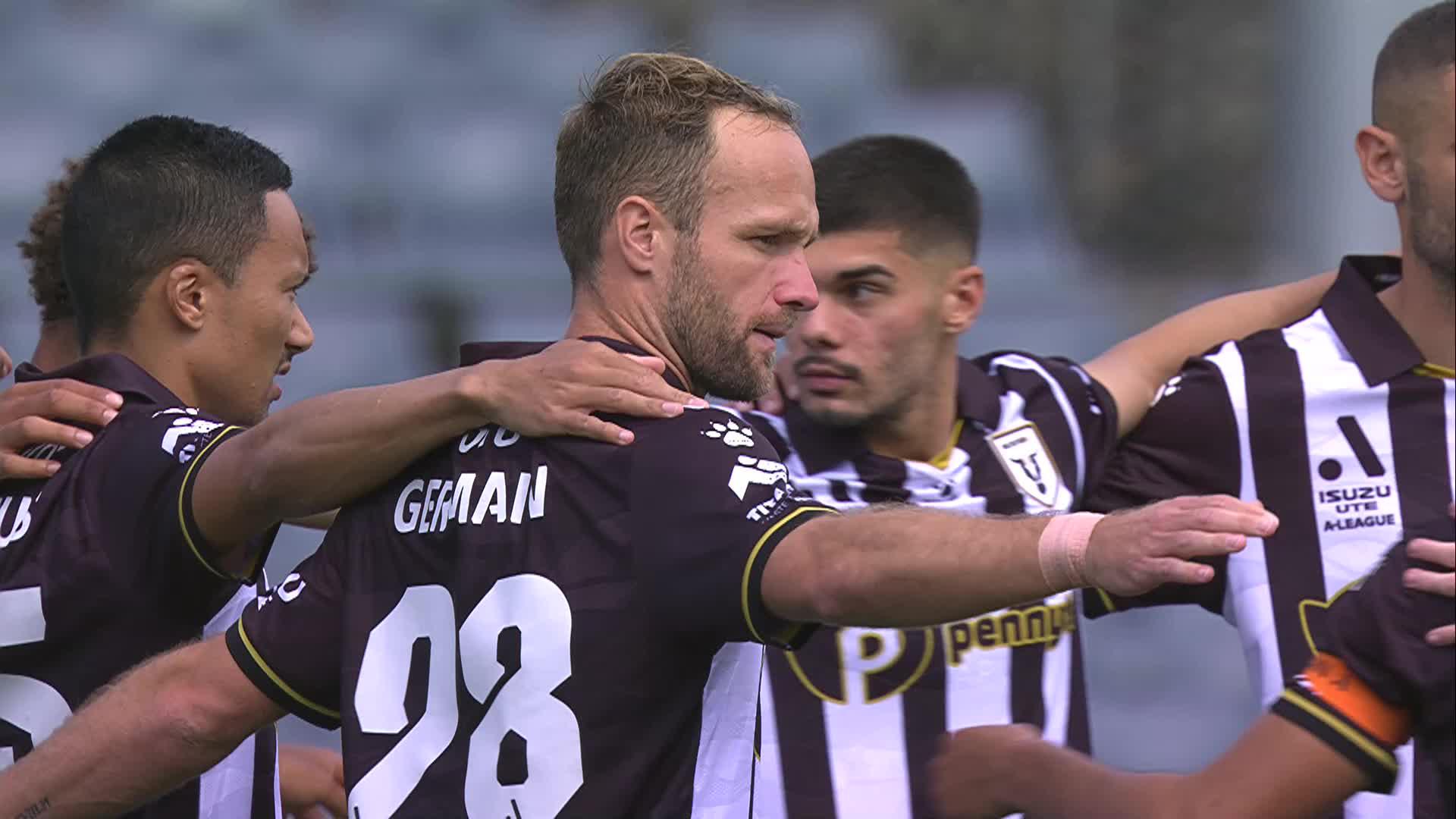 Macarthur FC vs Brisbane Roar FC